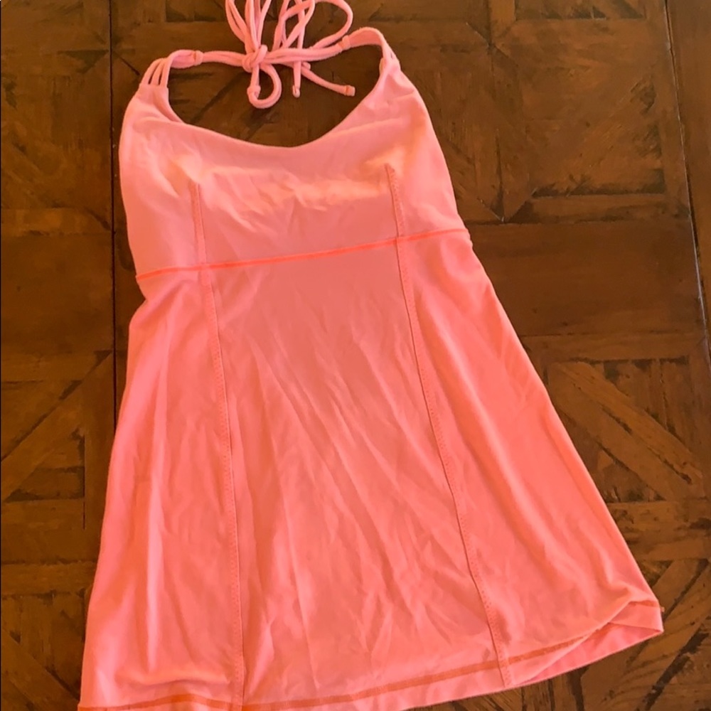 Lululemon pink top